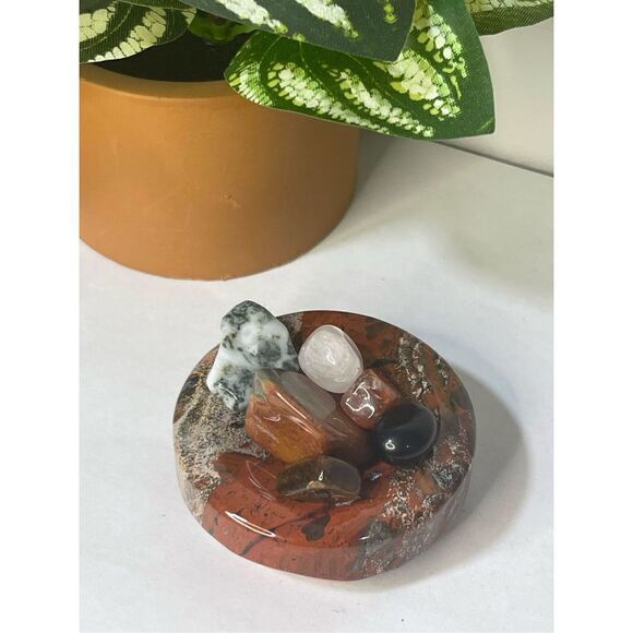 Red Jasper Bowl - Picture 1 of 6